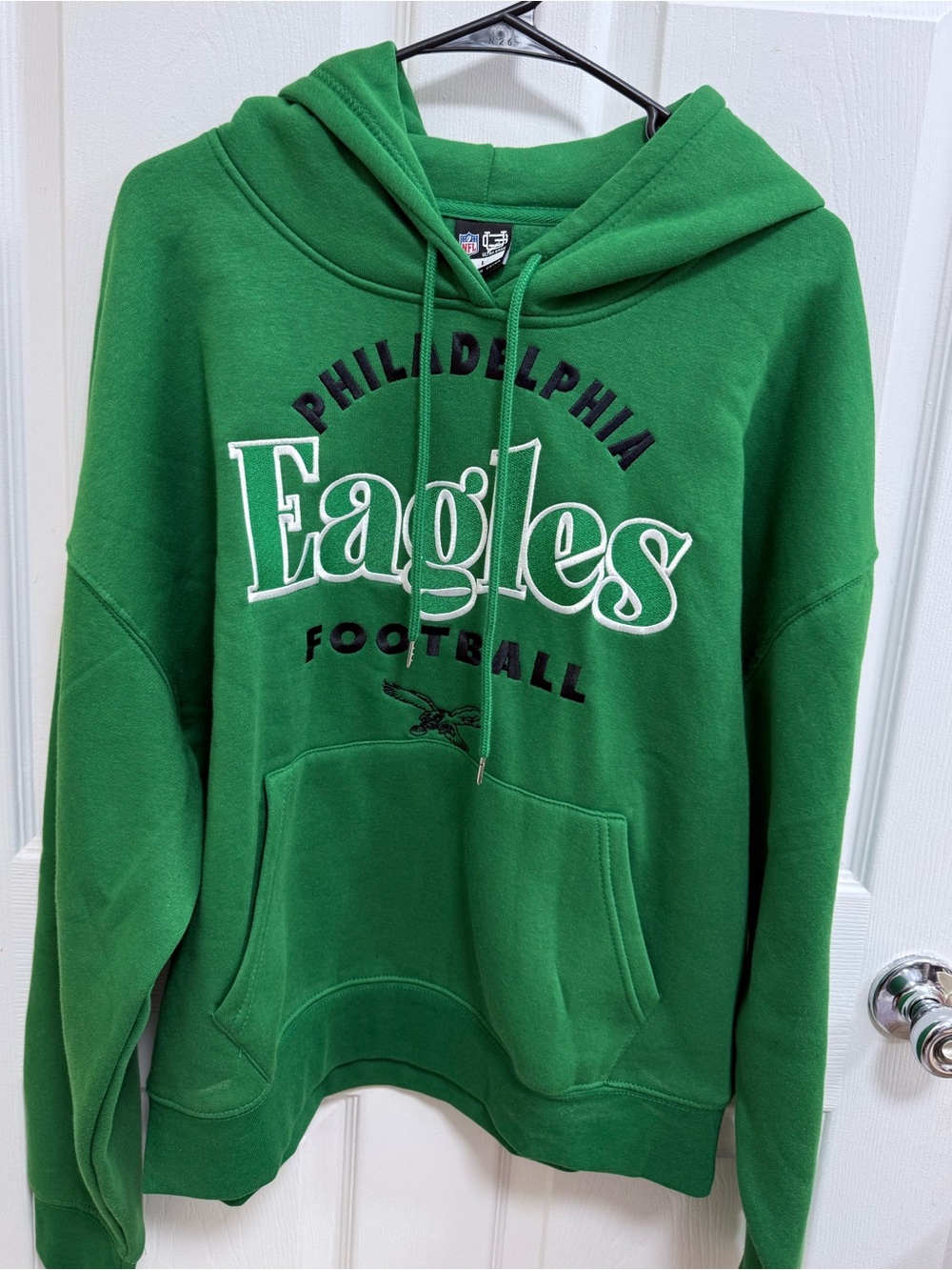 NWT NFL Philadelphia Eagles Kelly Green Pullover Hoodie, Size Large